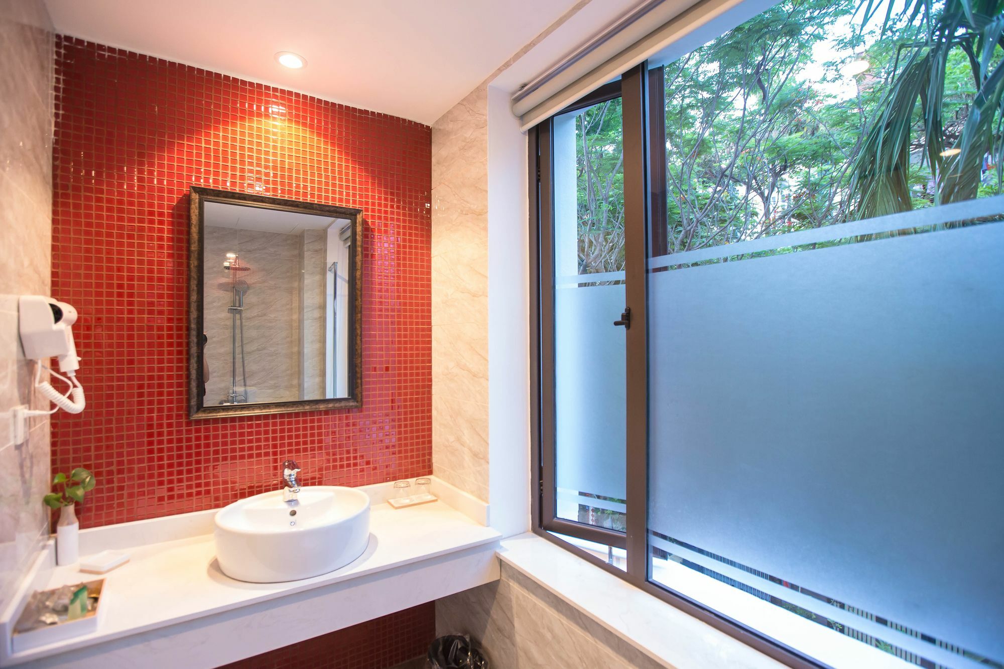 Dinh Elegant Hanoi Hotel Exterior photo