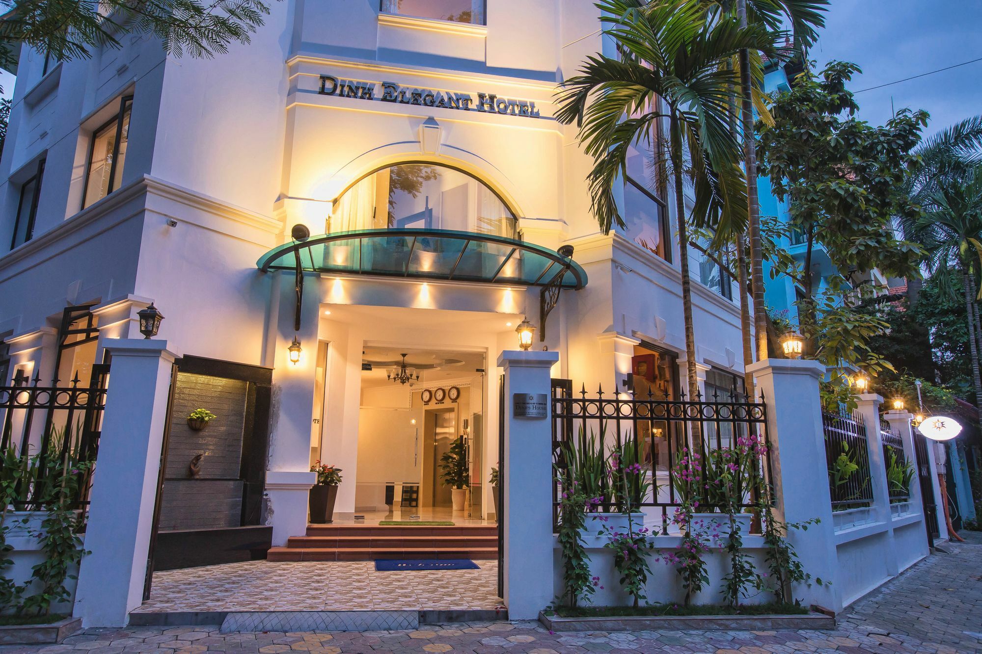 Dinh Elegant Hanoi Hotel Exterior photo