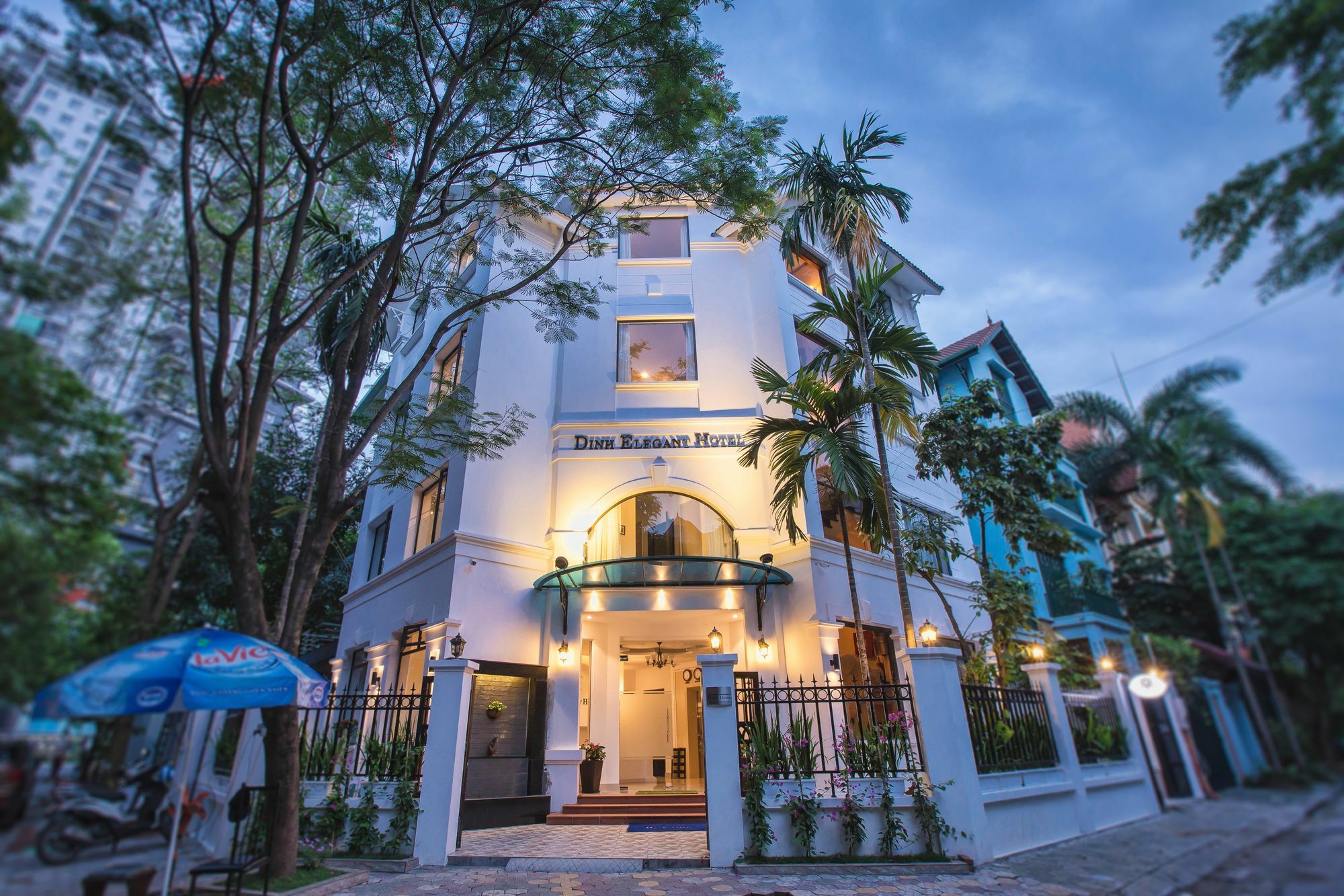 Dinh Elegant Hanoi Hotel Exterior photo