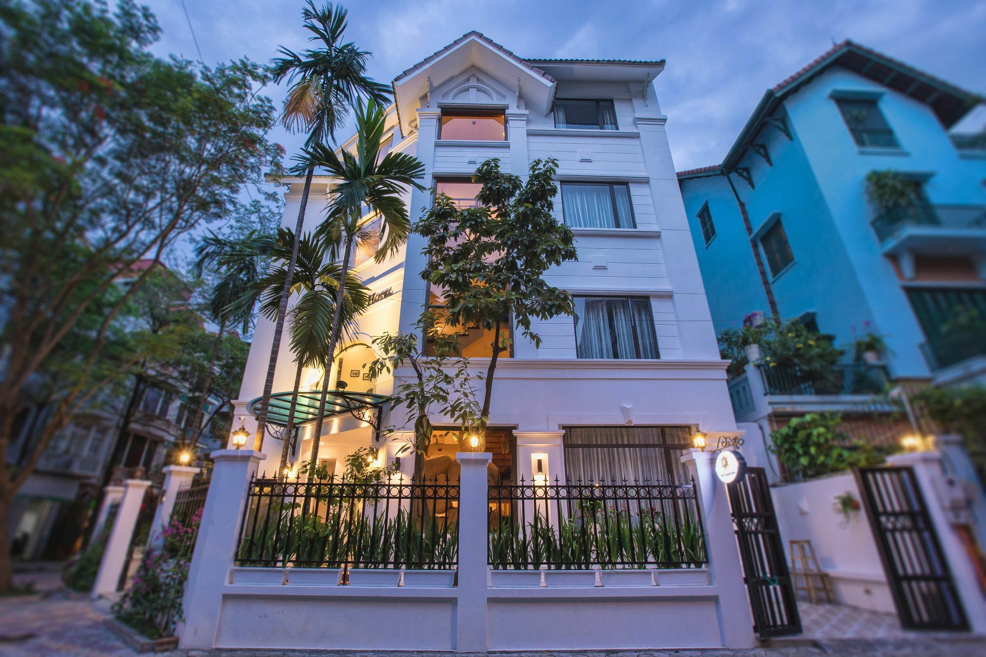Dinh Elegant Hanoi Hotel Exterior photo